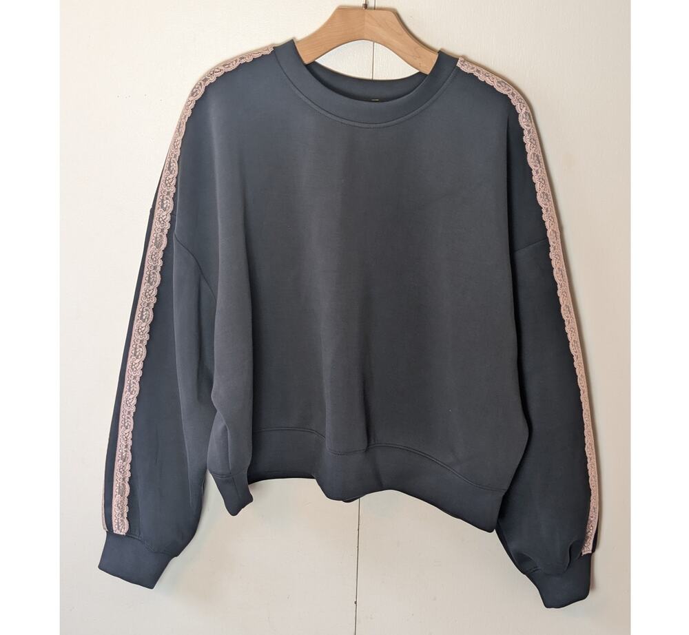 All In Motion Black & Pink Lace Long Sleeve Large